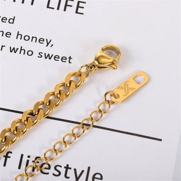 Yellow Gold Casual Women's Engraved Heart & Rhinestone Steel Chain Necklace - Picture 4 of 6